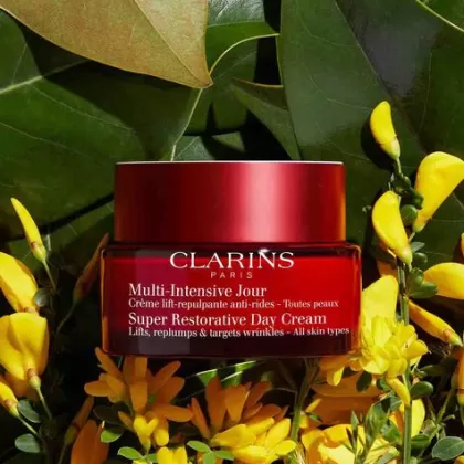 Sale Clarins Multi-Intensiva Dia Para Todo Tipo De Pieles